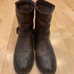 Frye  Natalie Engineer Short